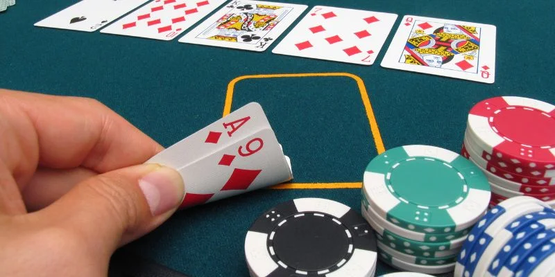 Cách Chơi Poker - Học Bí Quyết Chơi Game Bài Trong 5 Phút 2 Bức tranh toàn cảnh về cách chơi Poker hiện đại